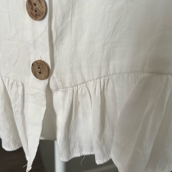 SHEIN | White Button Down V-Neck Ruffle Hem Tank Top - Picture 3 of 9